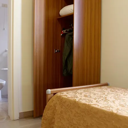 Del Santuario Hotel 2*